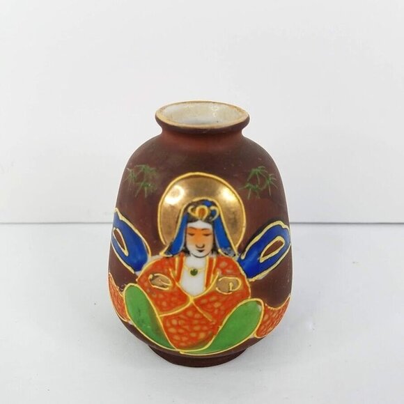 Satsuma Moriage Vase Porcelain 3" Miniature Hand Painted Made in Japan Vintage - Picture 1 of 5
